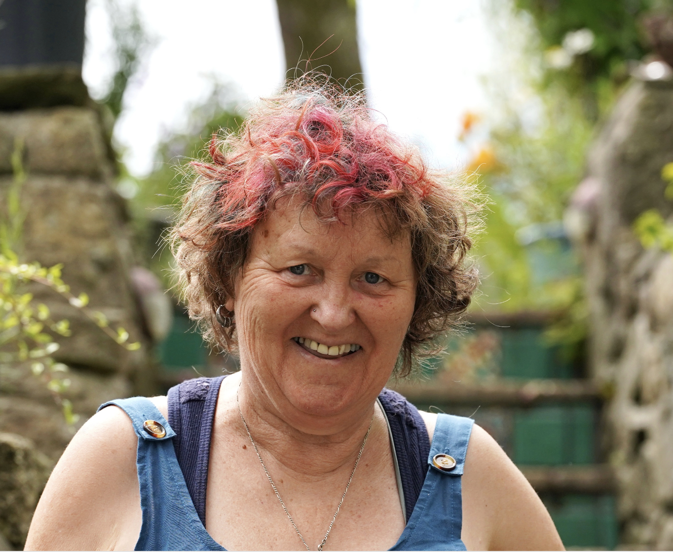 Mrs Suzanne Horsfield